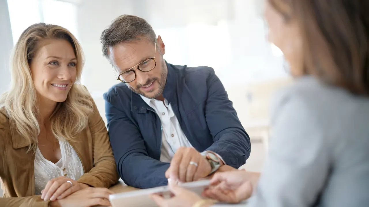 Att köpa bostad och låna pengar